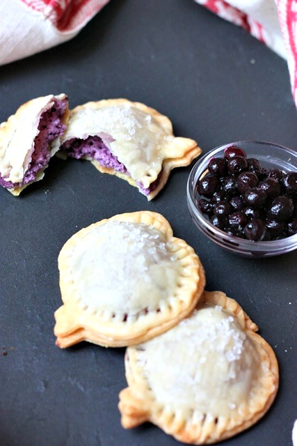 wild blueberry pastry