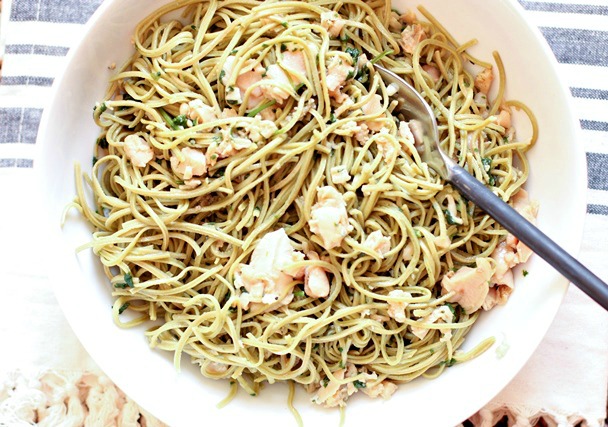 bean pasta with white clam sauce