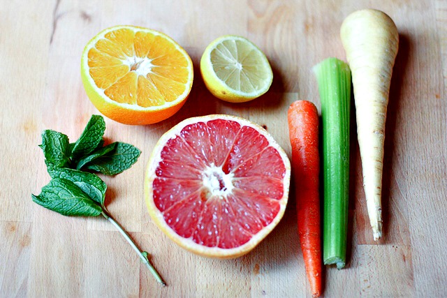what should I juice? Oranges, grapefruit, carrots, parsnip, celery and mint!