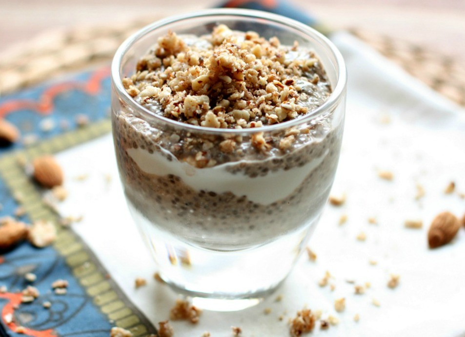 #CrunchOn with Banana Chia Pudding + Almond Crumb Topping -- perfect #snack or #breakfast pudding!