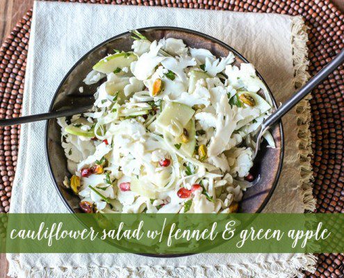 sliced cauliflower salad with fennel and green apple