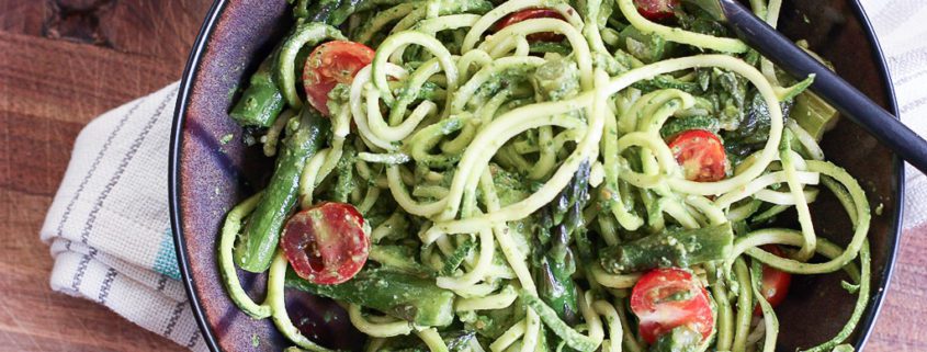 Asparagus and Zucchini Noodles with Creamy Spinach Pistachio Pesto