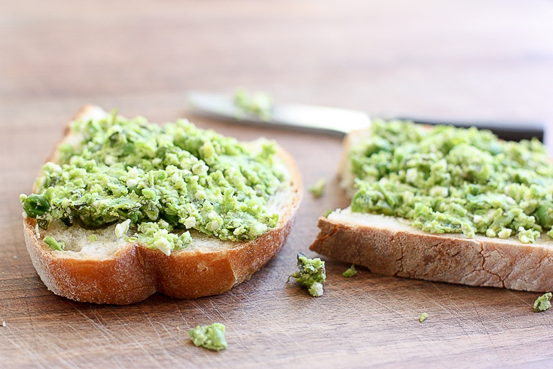 smashed pea toast with feta and mint