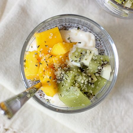 chia seed pudding with mango and kiwi