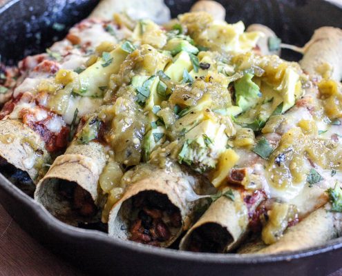 This one’s for you, tempeh fans. Slightly spicy, perfectly saucy, and full of Mexican flavor, this easy to make enchilada is sure to please the entire family.